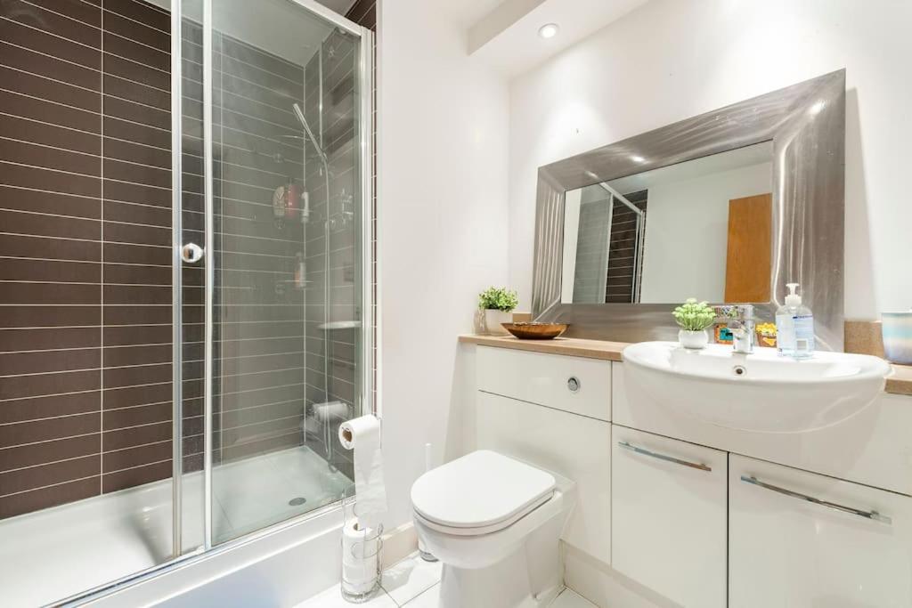 London Skylineviews 2 Bed 2 Bath Flat Near Canary Wharf, O2 & Excel Exterior photo